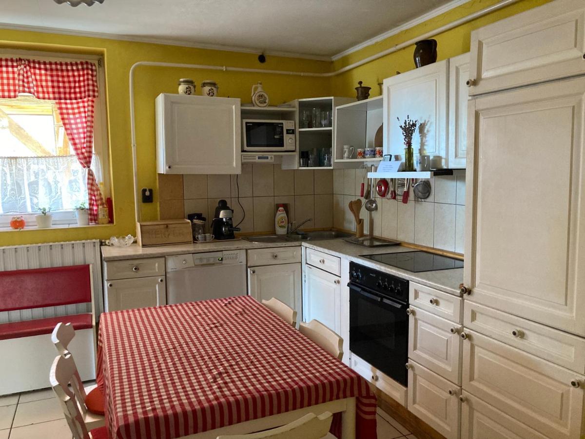 Leander Vendeghaz Apartment Gyöngyös Екстериор снимка